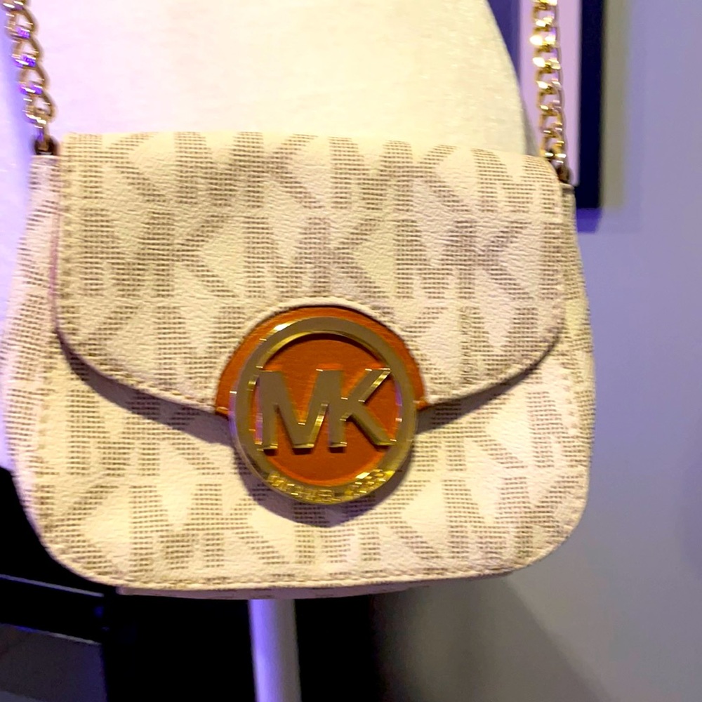 Michael Kors MK Gold hardware Crossbody/Shoulder Bag